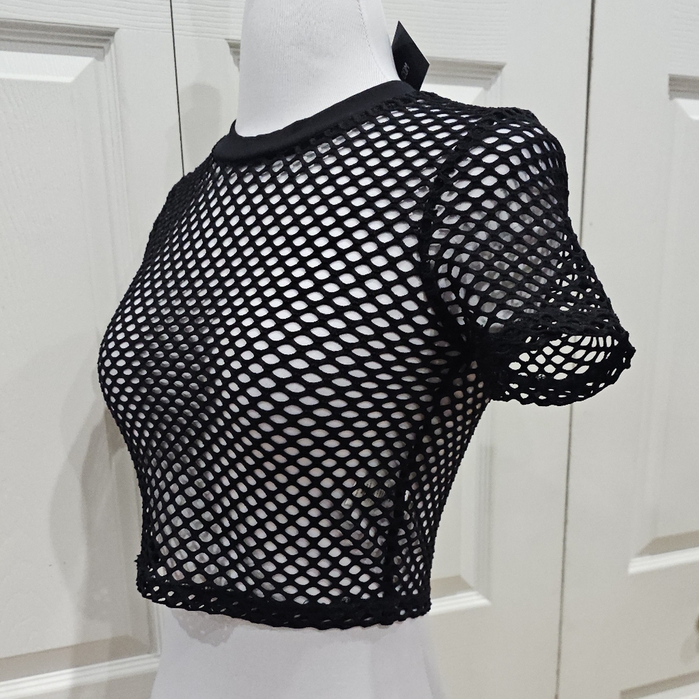Dolls Kill Punk Goth Black Large Fishnet Cropped Top M NWT - Picture 6 of 8